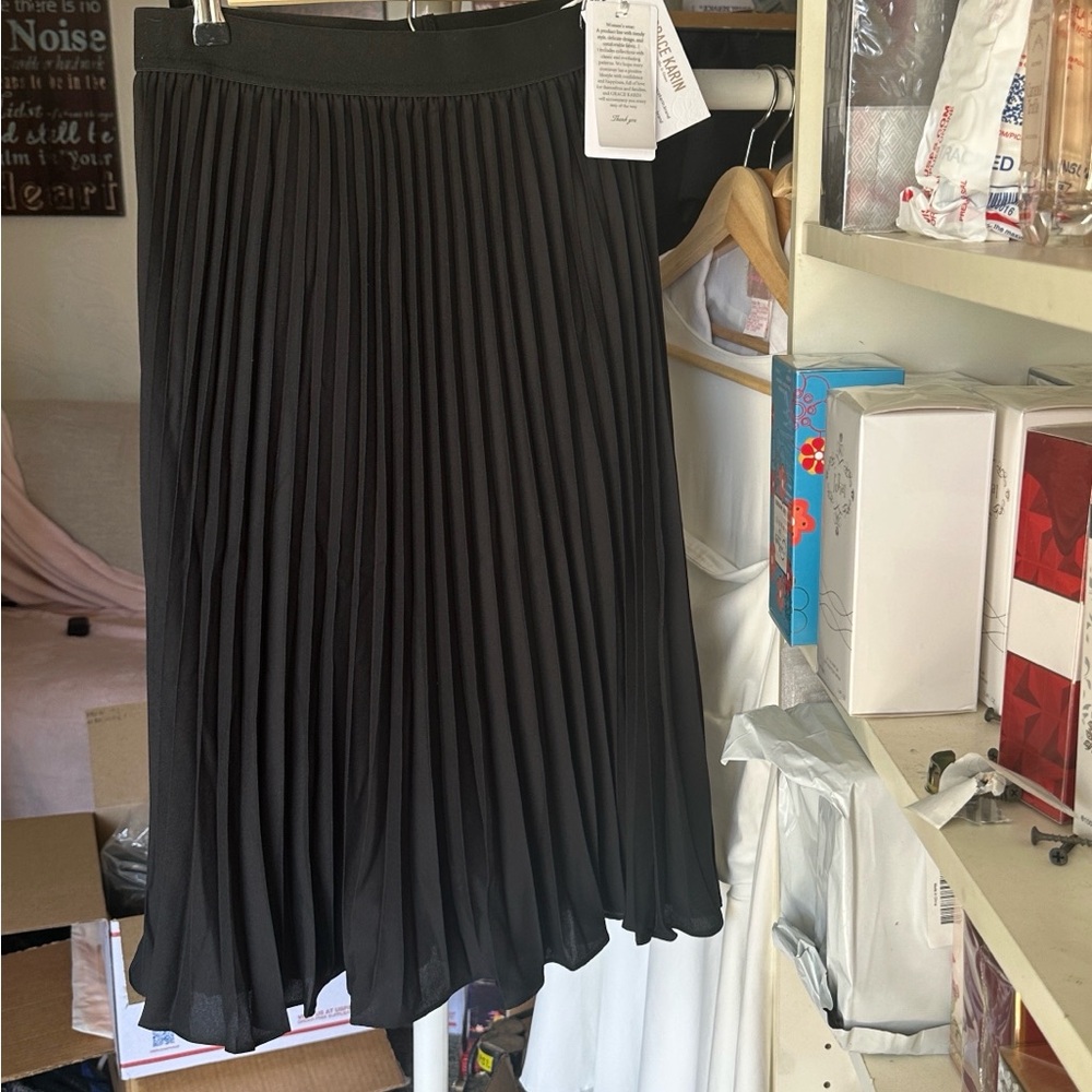NWT Grace Karin Black Pleated Midi Skirt - Size M Accordion Style A-Line